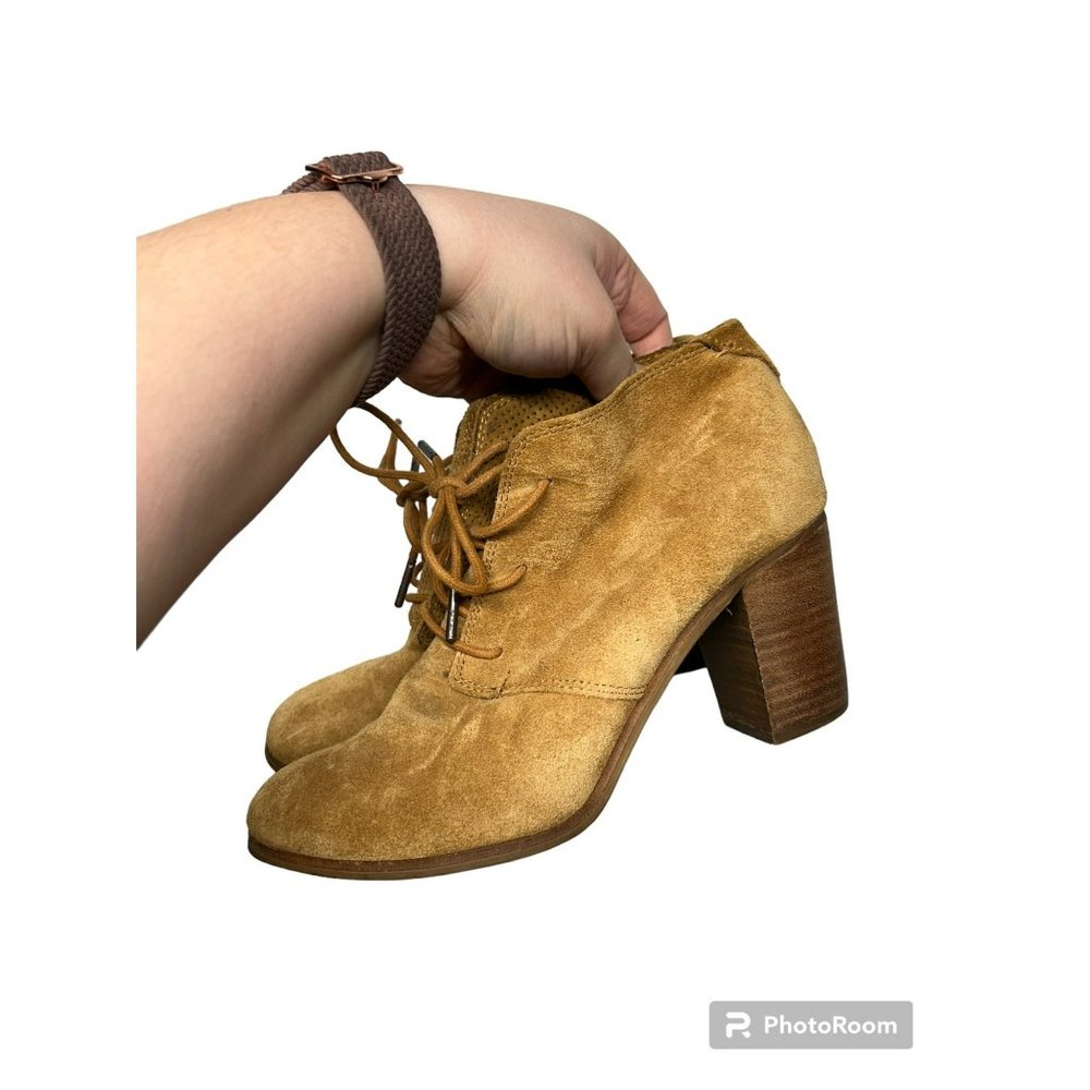 TOMS Lunata Suede Lace-Up Heeled Bootie Tan Boots Size 8